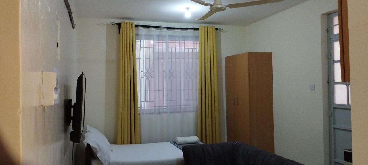 Bed and Breakfast Divine Studio Момбаса Екстер'єр фото
